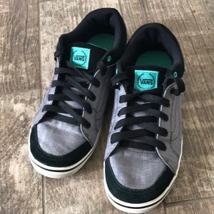 Vans Skyla | Grey Textile/black Suede | Size 8